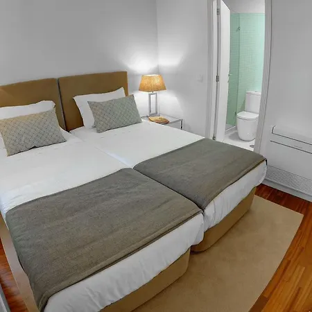 Konukevi Apartamento Do Golgota Porto